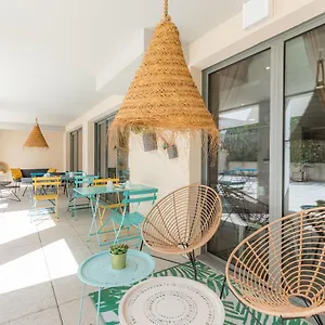 Apartahotel Appart’city Confort – Côté Port