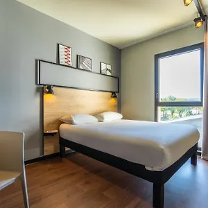 https://ibis-marseille-marignane-technopole.aixenprovencehotels.org
